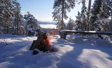 Värmestuga och grillplatser